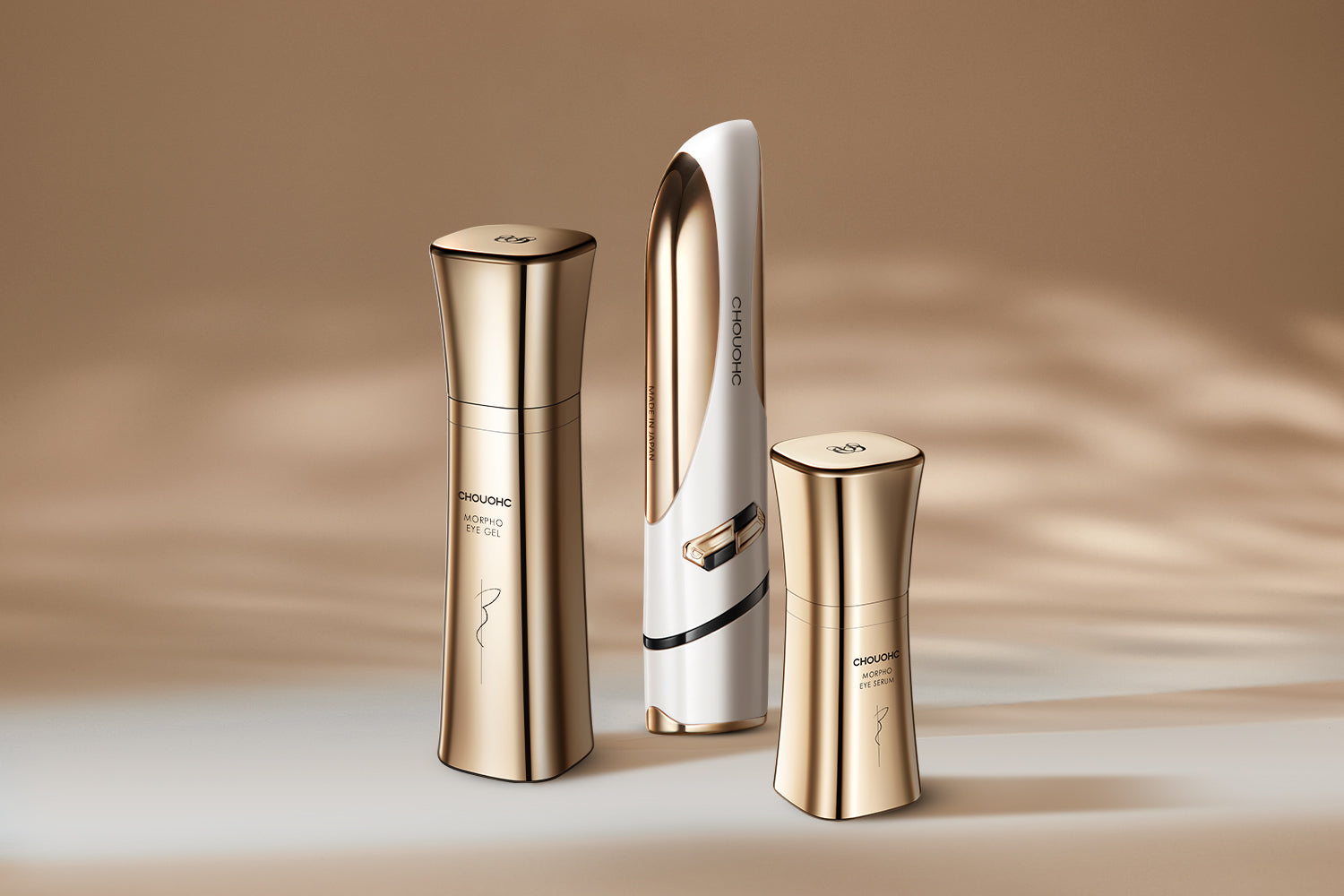 CHOUCHOU TOKYO The Carver device displayed with eye skincare products, designed for precise care of puffiness, fine lines, and dark circles.